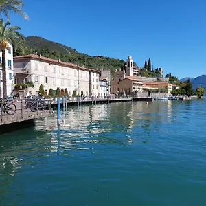 Miralago Riva di Solto